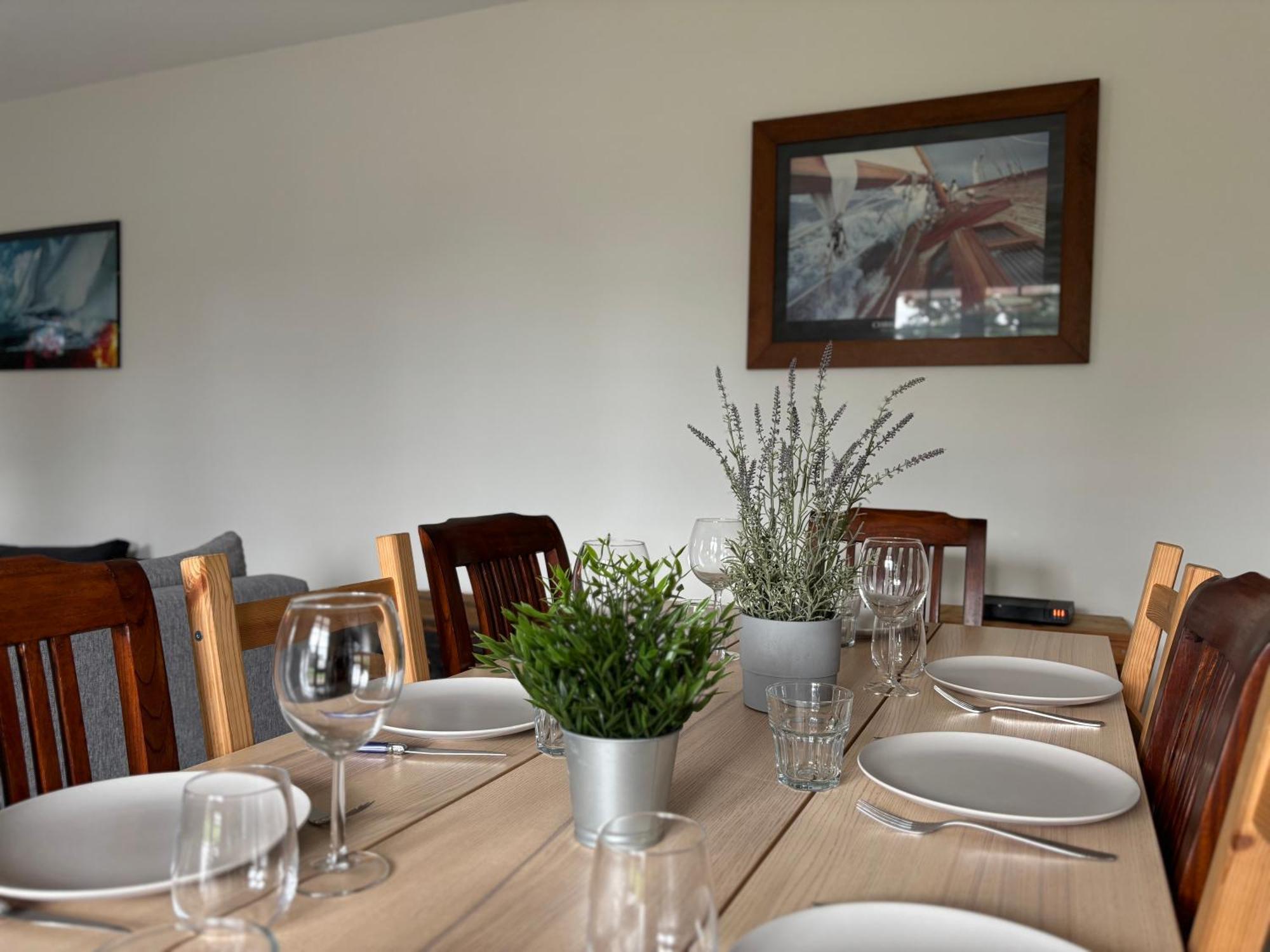 La Fromagerie Maison Lumineuse Et Spacieuse Beau Sejour 5 Ch Grand Jardin Clos 5Mn A Pied Commerces 10 Mn Plage Omaha Beach Proche Plages Du Debarquement Trevieres المظهر الخارجي الصورة
