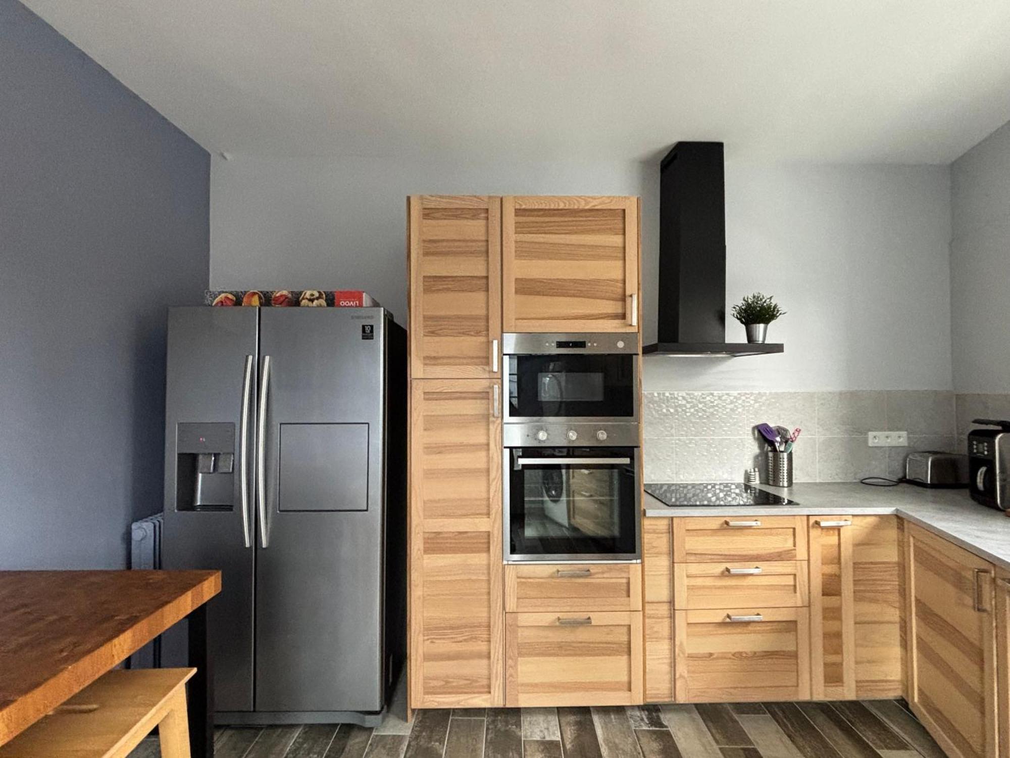 La Fromagerie Maison Lumineuse Et Spacieuse Beau Sejour 5 Ch Grand Jardin Clos 5Mn A Pied Commerces 10 Mn Plage Omaha Beach Proche Plages Du Debarquement Trevieres المظهر الخارجي الصورة