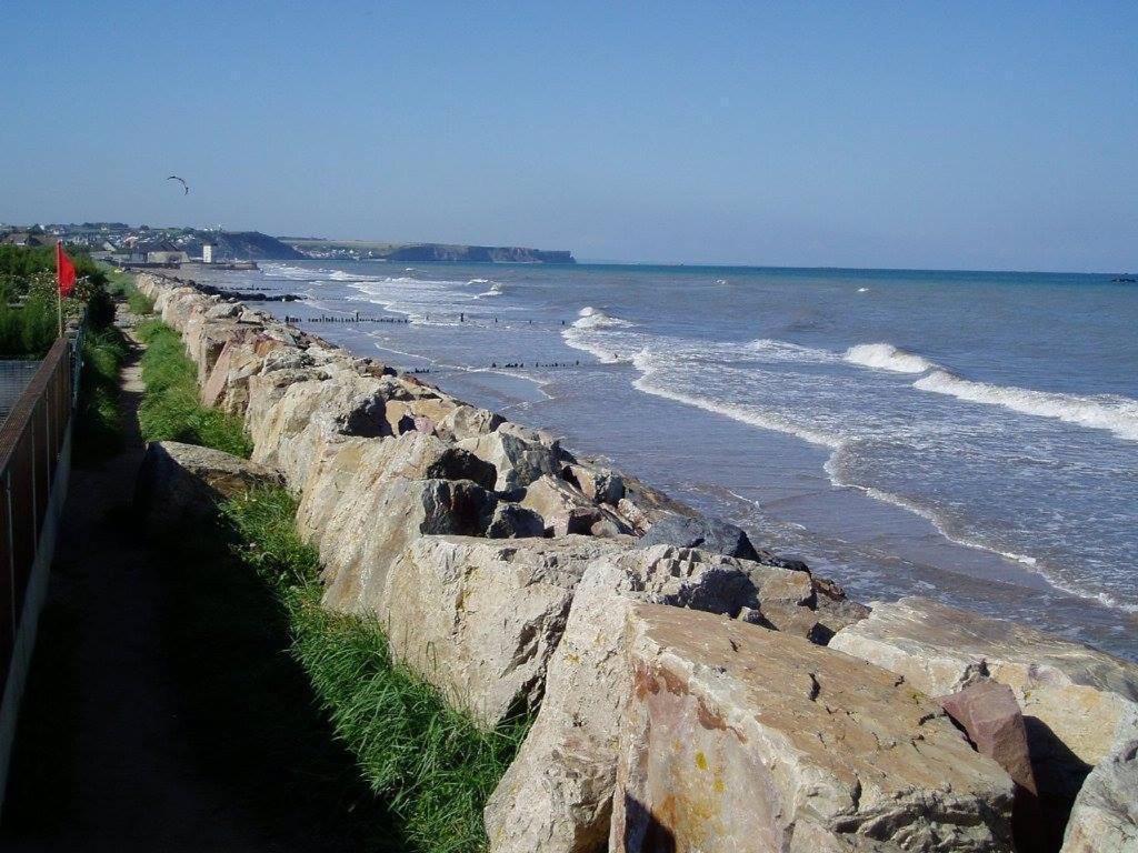 La Fromagerie Maison Lumineuse Et Spacieuse Beau Sejour 5 Ch Grand Jardin Clos 5Mn A Pied Commerces 10 Mn Plage Omaha Beach Proche Plages Du Debarquement Trevieres المظهر الخارجي الصورة